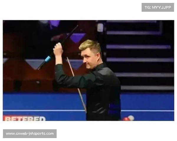 凯伦·威尔逊以六比二战胜巩晨智成功晋级展现出强大竞技状态